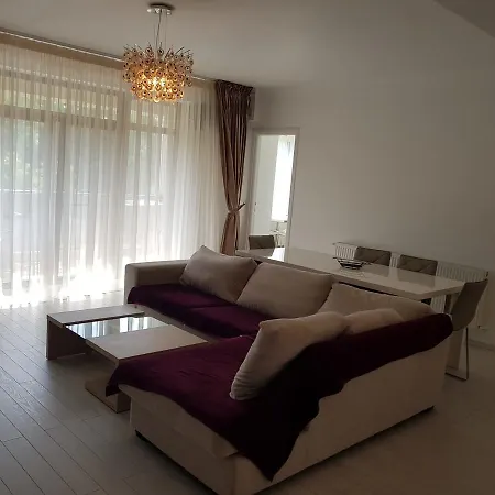 3 Solid Apartmán *